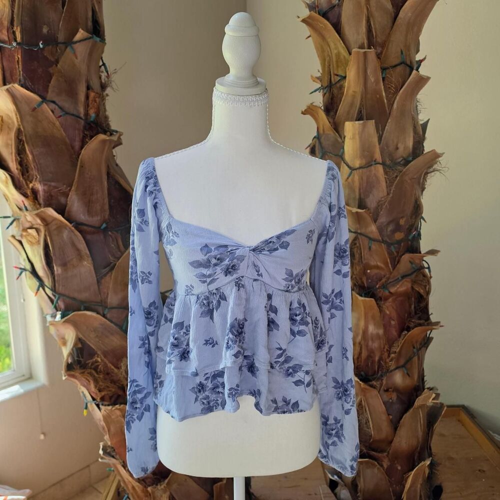 Hollister Co Women's Blue Babydoll Blouse